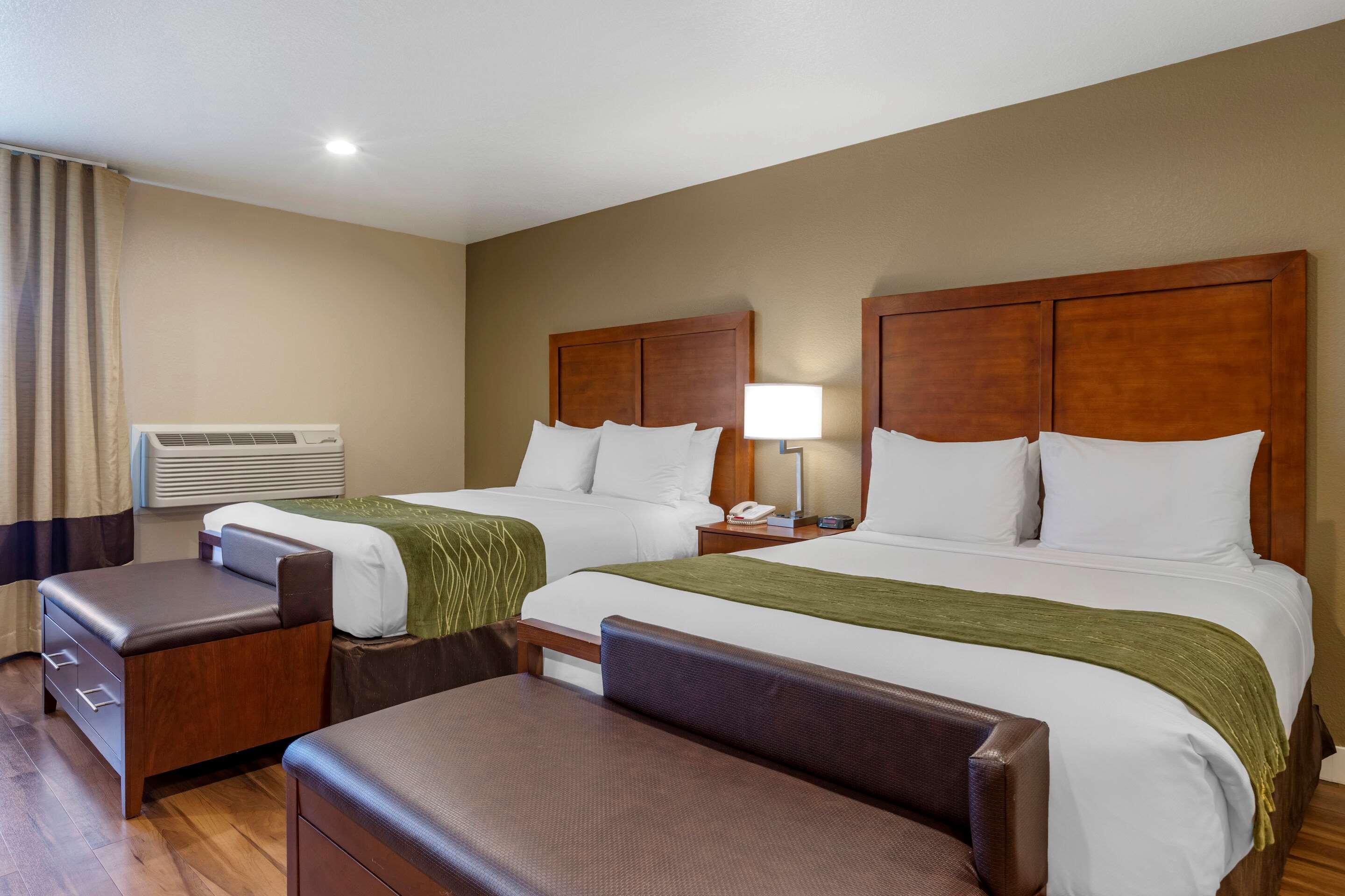 Comfort Inn Бишоп Экстерьер фото